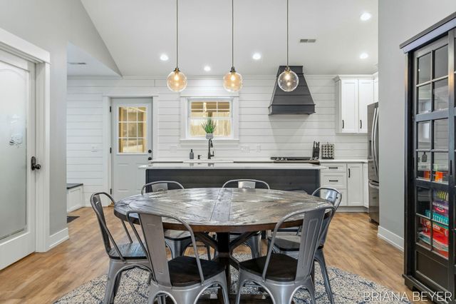 6541 145th Avenue, Holland, MI 49423