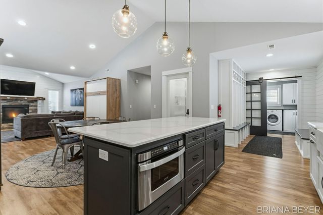 6541 145th Avenue, Holland, MI 49423