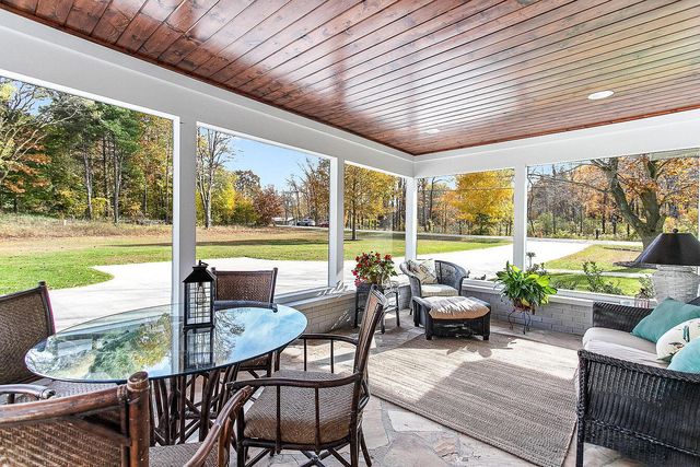 6541 145th Avenue, Holland, MI 49423