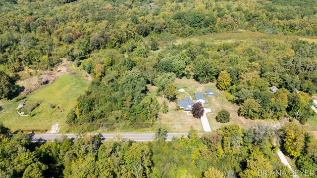 6541 145th Avenue, Holland, MI 49423