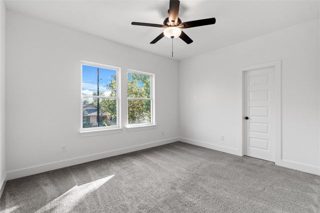 2213 Lee Street, Houston, TX 77026