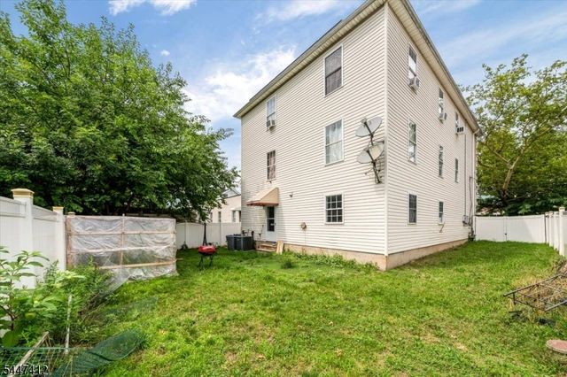 278 Hillside Ave, Hillside Twp., NJ 07205