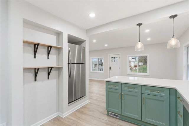 3809 41st Ave, Pulaski Twp, PA 15066