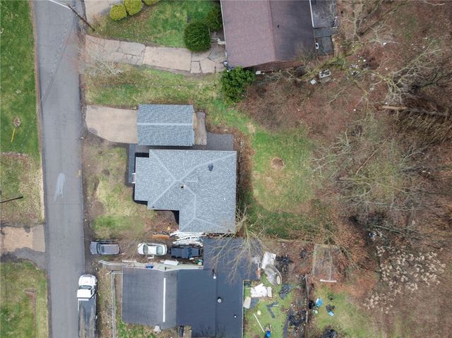 3809 41st Ave, Pulaski Twp, PA 15066