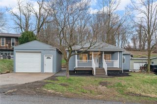 3809 41st Ave, Pulaski Twp, PA 15066