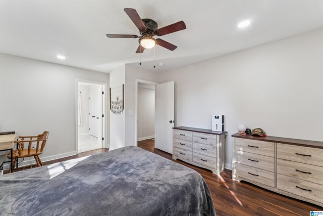 2236 8TH STREET NE, Center Point, AL 35215