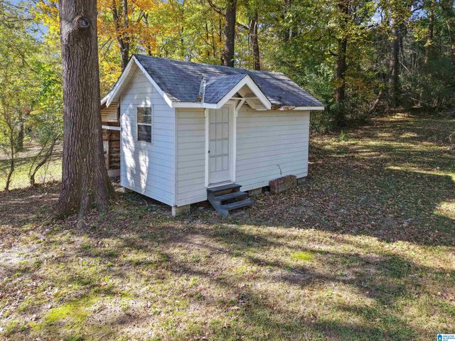 2236 8TH STREET NE, Center Point, AL 35215