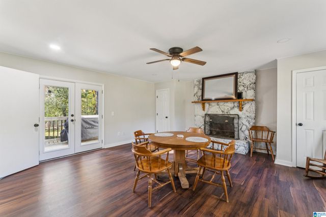 2236 8TH STREET NE, Center Point, AL 35215