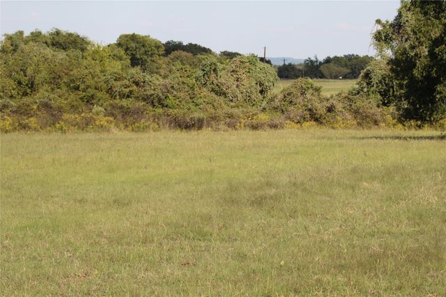 1179 CR 1470, Chico, TX 76431