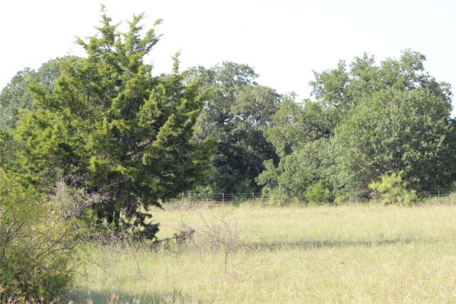 1179 CR 1470, Chico, TX 76431