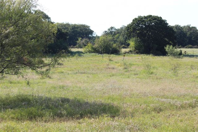 1179 CR 1470, Chico, TX 76431