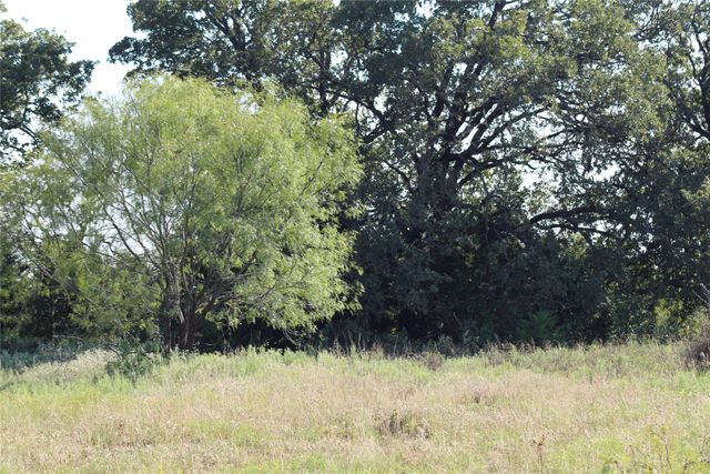 1179 CR 1470, Chico, TX 76431