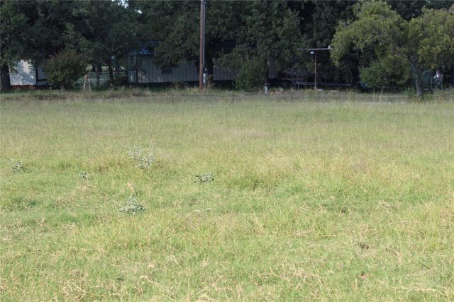 1179 CR 1470, Chico, TX 76431