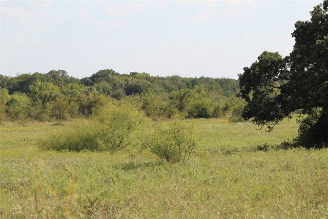 1179 CR 1470, Chico, TX 76431