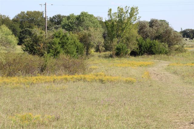 1179 CR 1470, Chico, TX 76431