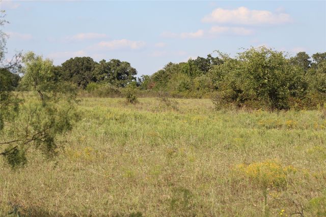 1179 CR 1470, Chico, TX 76431