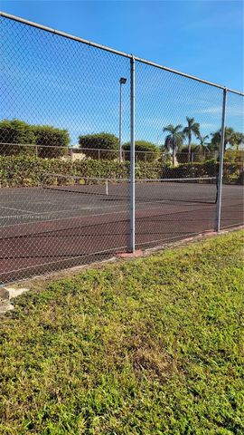 706 NW 87th Ave 312, Miami, FL 33172