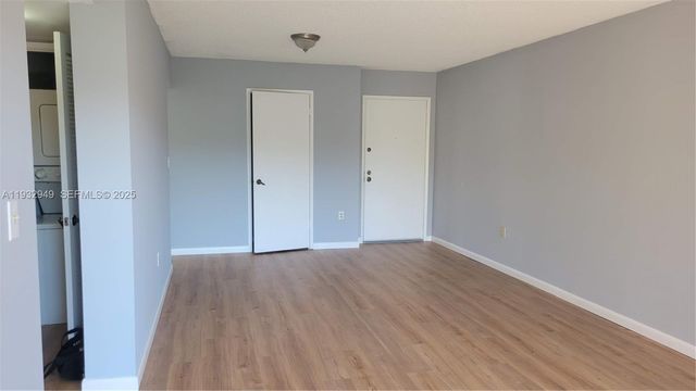 706 NW 87th Ave 312, Miami, FL 33172