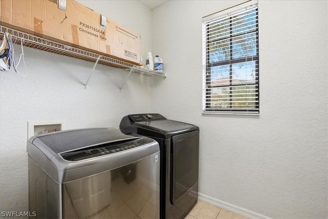 7576 Bristol CIR, Naples, FL 34120