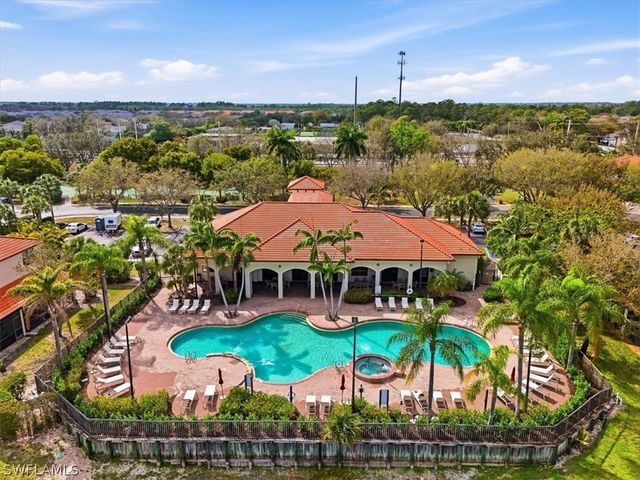 7576 Bristol CIR, Naples, FL 34120