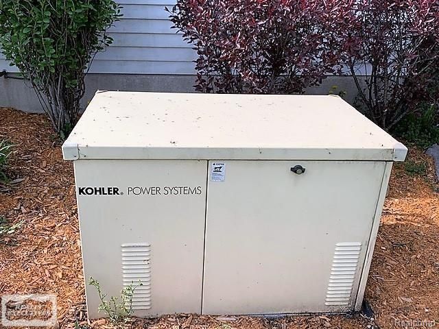 8840 Marquette Road, Wales, MI 48027