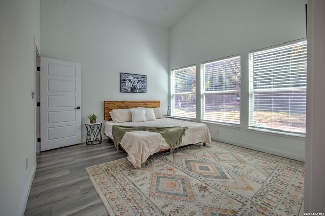 1827 Live Oak, Canyon Lake, TX 78133