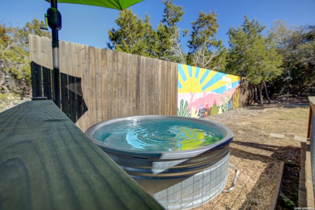 1827 Live Oak, Canyon Lake, TX 78133