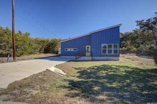 1827 Live Oak, Canyon Lake, TX 78133