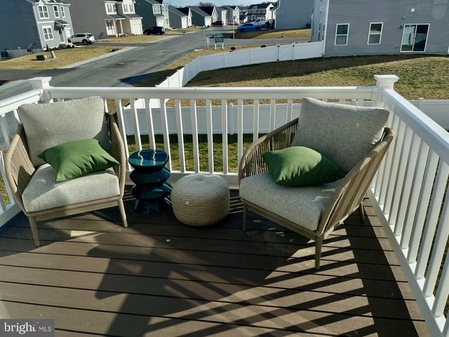 61 ZANDER RD, Inwood, WV 25428