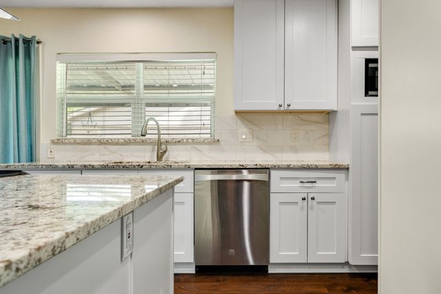 1013 Whitehall Drive, Plano, TX 75023