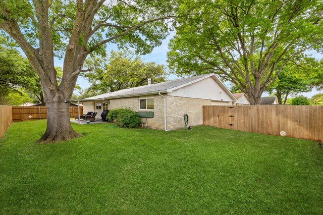 1013 Whitehall Drive, Plano, TX 75023