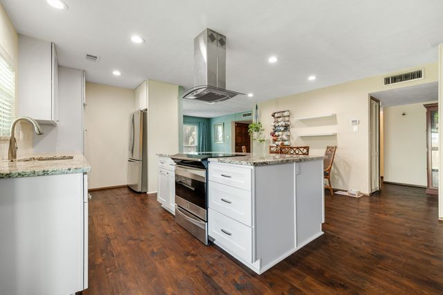 1013 Whitehall Drive, Plano, TX 75023