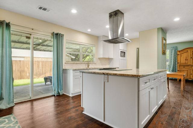 1013 Whitehall Drive, Plano, TX 75023