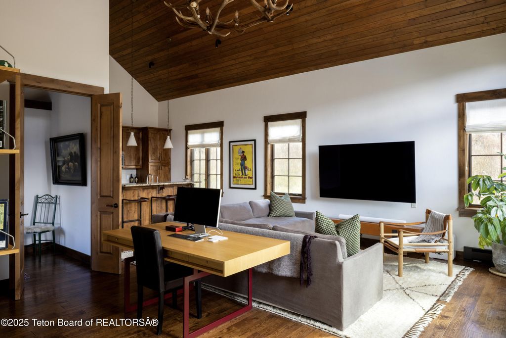 725 N BAR Y Road, Jackson, WY 83001 photo 31