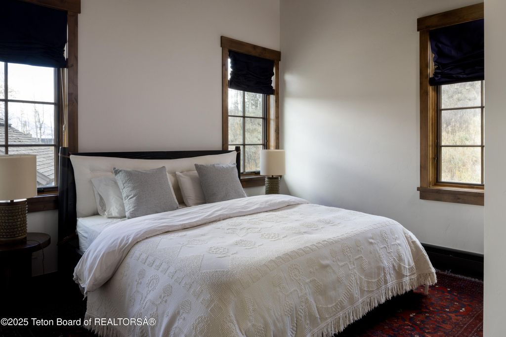 725 N BAR Y Road, Jackson, WY 83001 photo 33