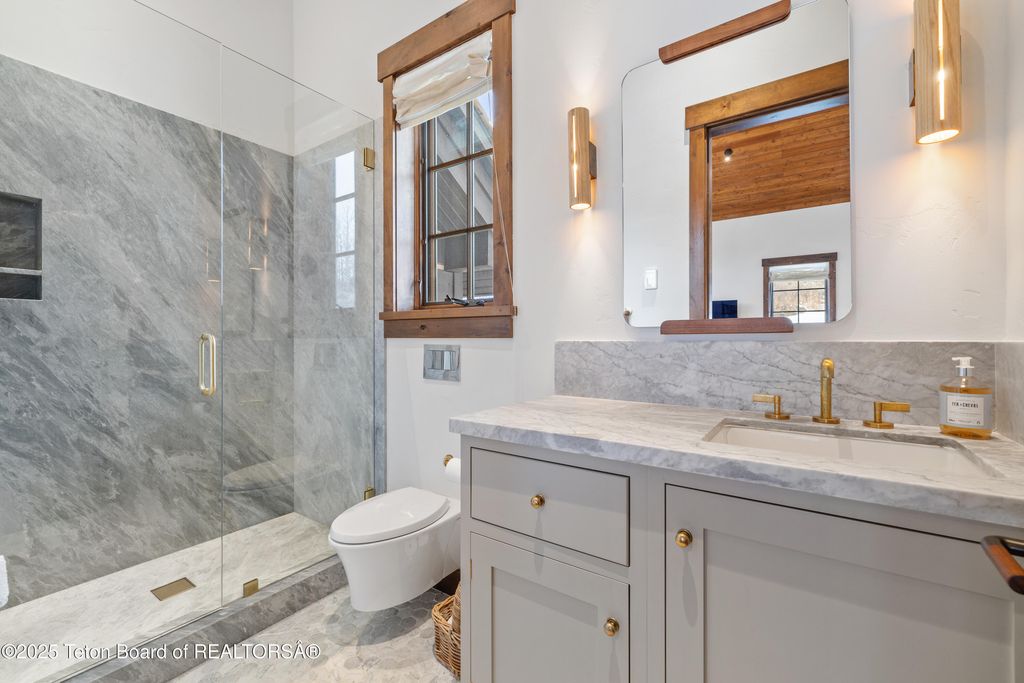 725 N BAR Y Road, Jackson, WY 83001 photo 34