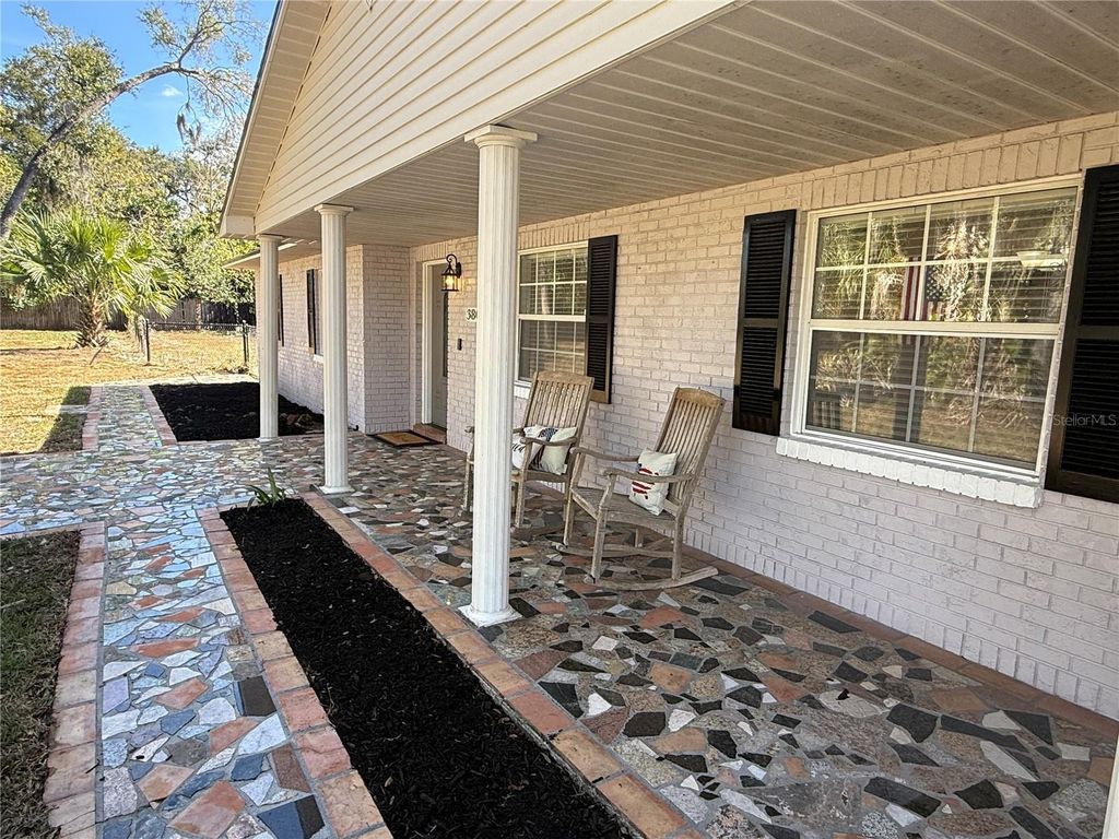 Image 31 of property listing at 3801 DURANT ROAD, Valrico, FL 33596
