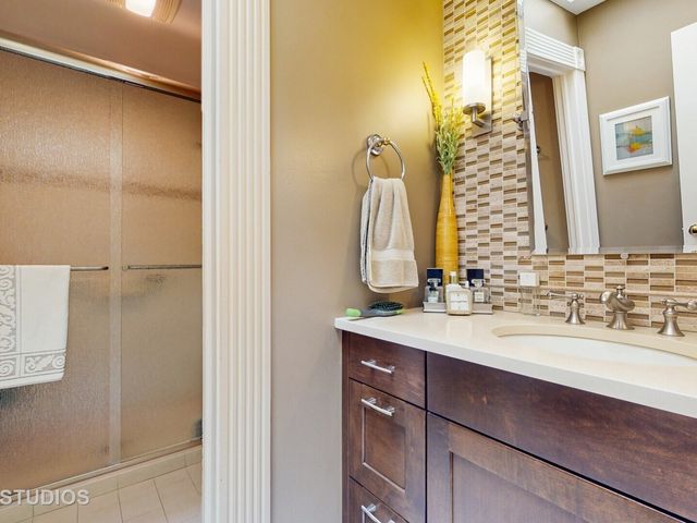 11236 Dorham Lane, Woodstock, IL 60098