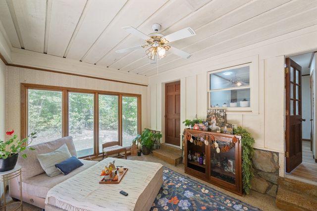 326 Dogwood Dr, Decaturville, TN 38329