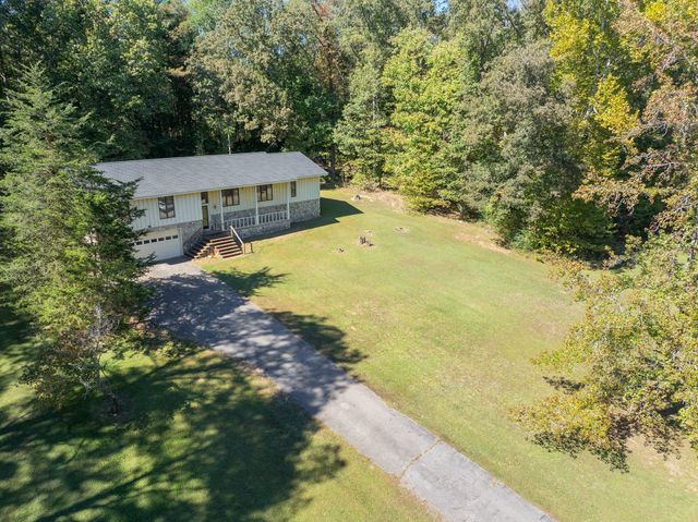 326 Dogwood Dr, Decaturville, TN 38329