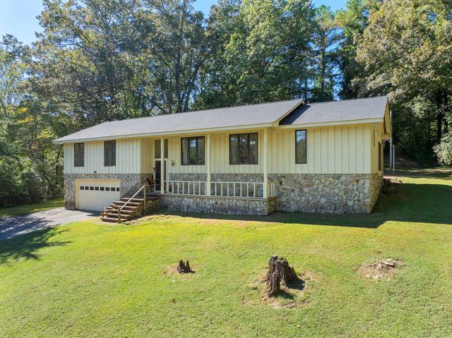326 Dogwood Dr, Decaturville, TN 38329