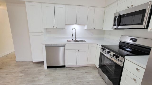 6203 E Glencove Street 3, Mesa, AZ 85205