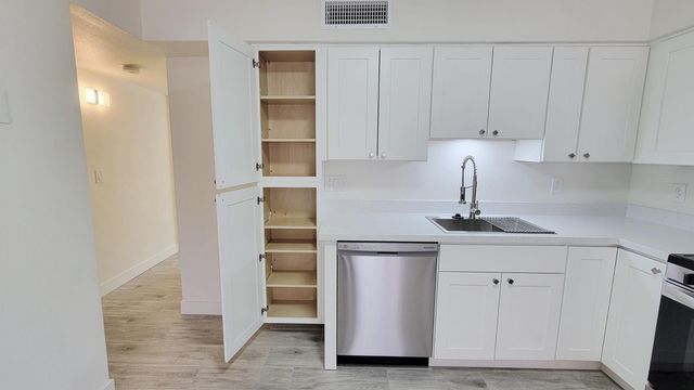 6203 E Glencove Street 3, Mesa, AZ 85205