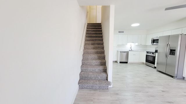 6203 E Glencove Street 3, Mesa, AZ 85205