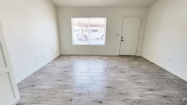 6203 E Glencove Street 3, Mesa, AZ 85205