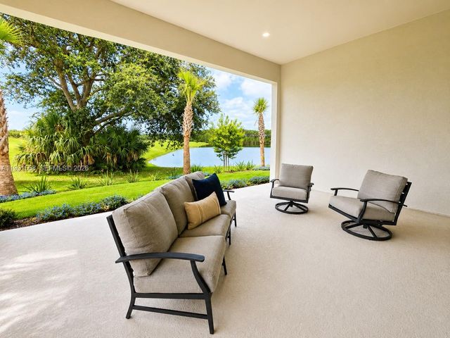 177 Aspen Way, Palm Coast, FL 32137
