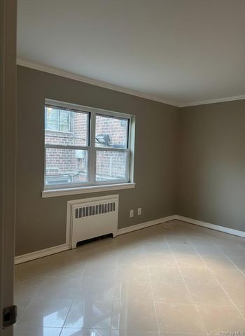 196-23 Dunton Avenue 2B, Holliswood, NY 11423