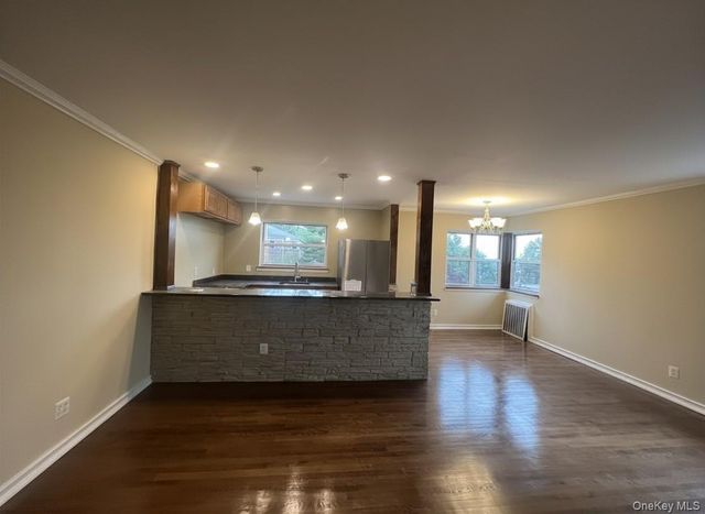 196-23 Dunton Avenue 2B, Holliswood, NY 11423