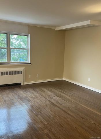 196-23 Dunton Avenue 2B, Holliswood, NY 11423