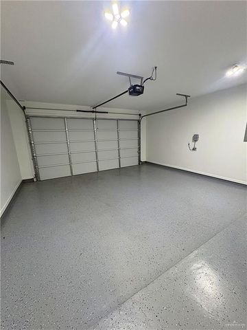 3300 E Bella Vista Avenue, Alton, TX 78573